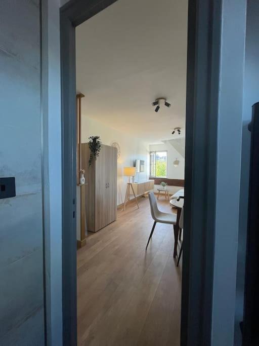 Duplex Bord De L'Eure - Parking Inclus - Jolie Vue Sur La Cathedrale Apartment Chartres Exterior foto