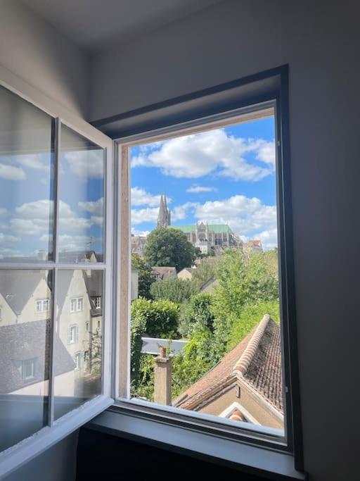 Duplex Bord De L'Eure - Parking Inclus - Jolie Vue Sur La Cathedrale Apartment Chartres Exterior foto